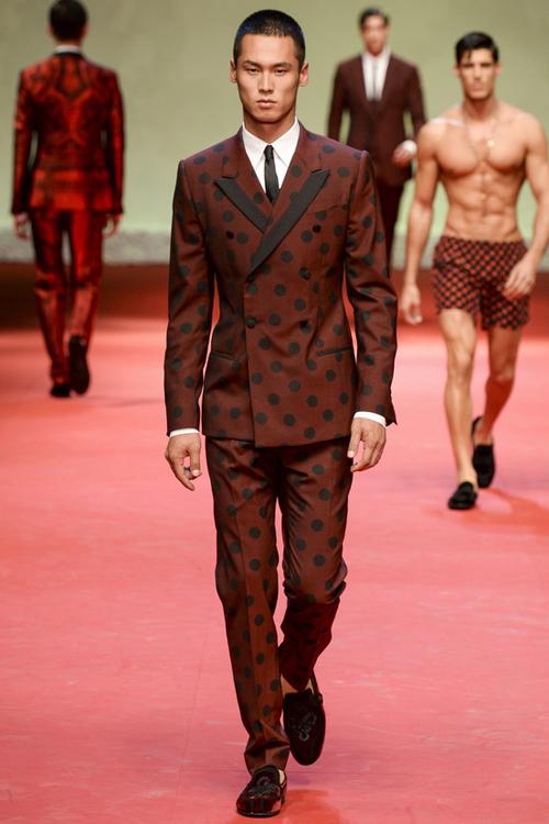 D&G2015春夏男裝 又揭中國鮮肉男模新面孔