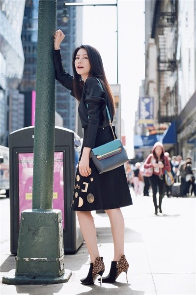 妮可基德曼登《ELLE》2015開年封面 妮可基德曼登《ELLE》2015開年封面