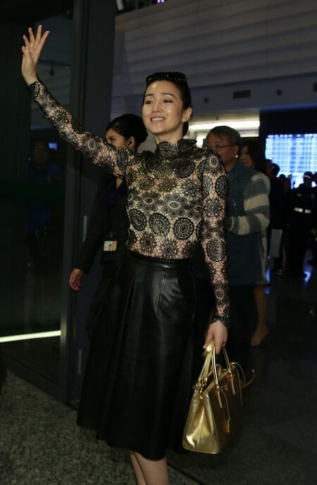 超模伊娃·赫茲高娃登《ELLE》封面 超模伊娃·赫茲高娃登《ELLE》封面