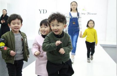 小模特鄭成林即將亮相中國國際時裝周