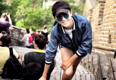 陳思成背佟麗婭再登長城？