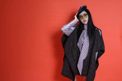 模特鏡前如何炯炯有神