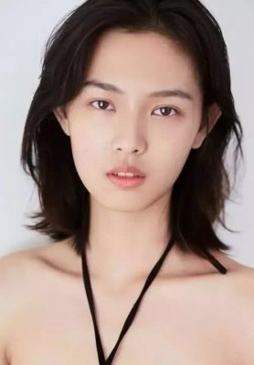下一個(gè)即將取代杜鵑的清冷高級(jí)臉是00后的超模？