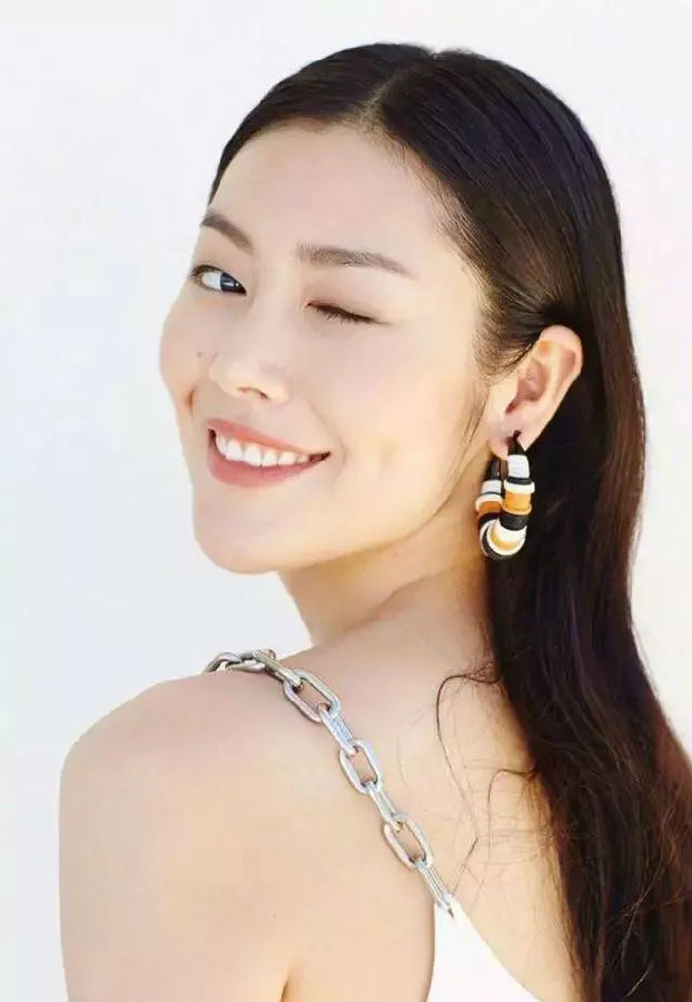 最詳細(xì)的單眼皮超模妝容，劃重點(diǎn)?。?！