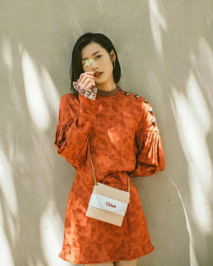 “平板身材”女孩怎么穿？劉雯來教你！